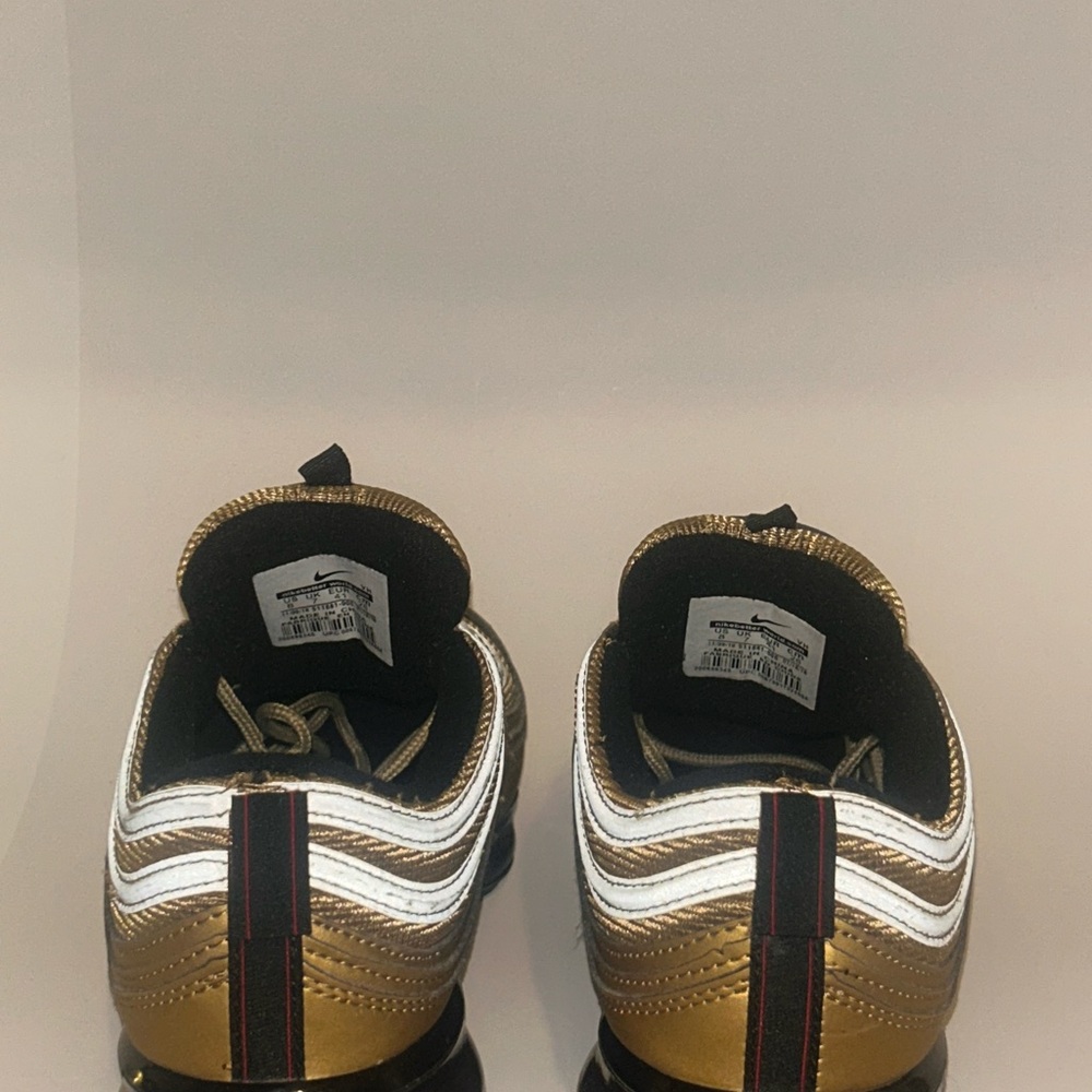 Nike Air Vapormax 97 Gold  Sneakers Sz 8